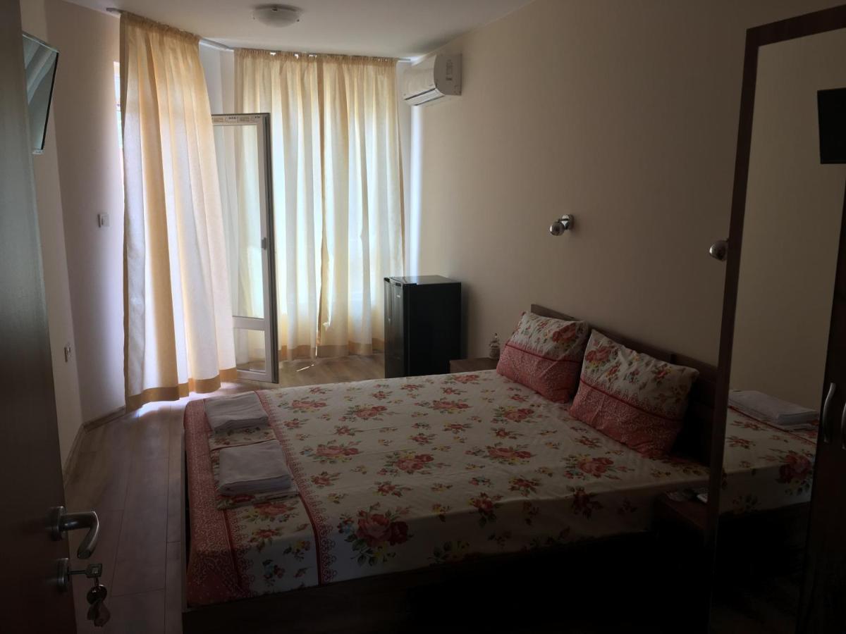 Sunny Life Hotel Nesebar Bagian luar foto