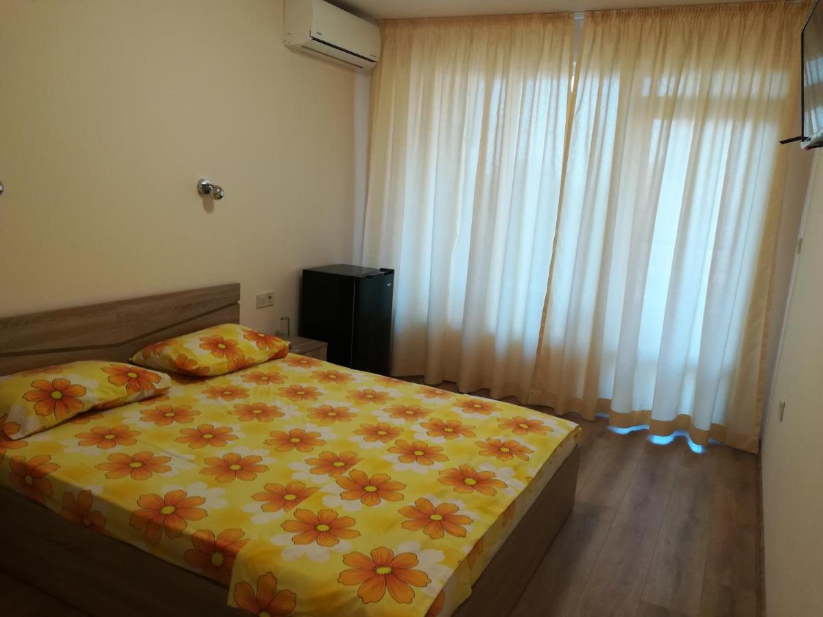 Sunny Life Hotel Nesebar Bagian luar foto